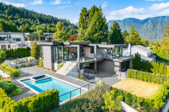 1015 Greenwood Place